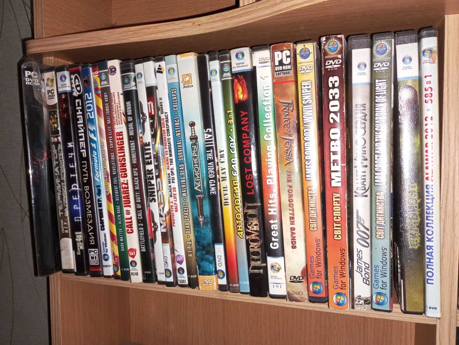 Диски CD игры фильмы мультфильмы