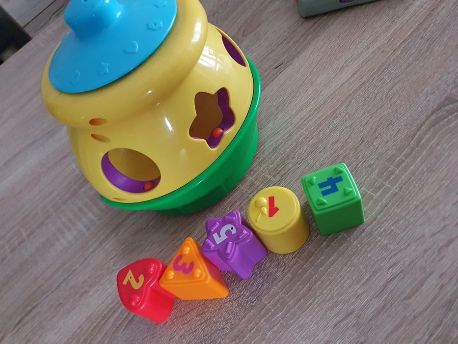 Fisher Price Garnuszek na klocuszek