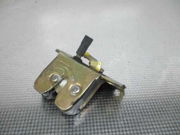 Fechadura / fecho da mala VOLVO S40 I (VS)