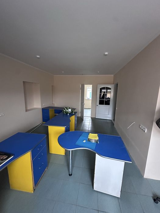 Здам в оренду салон, приміщення, ціна договірна