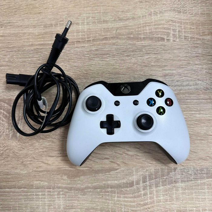 Xbox One S Digital 1TB – konsola + pad + kabel zasilający – sprawna