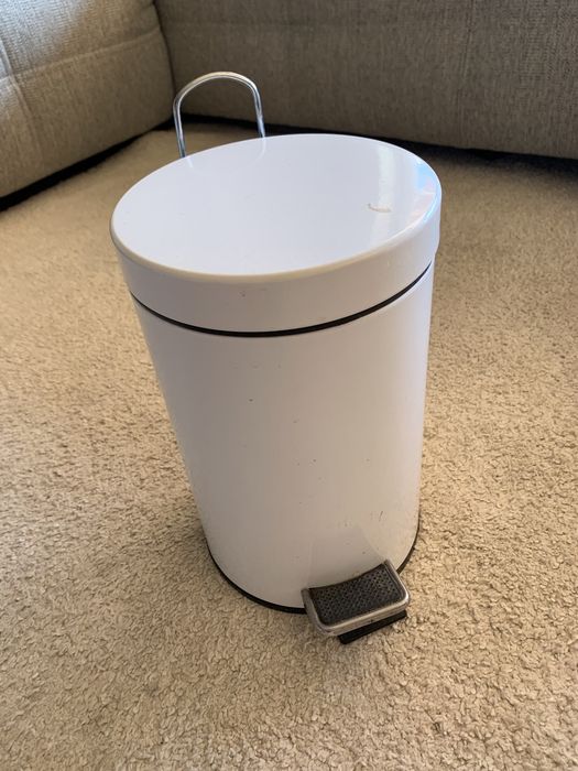 Balde de lixo com pedal tipo WC64752271261571120