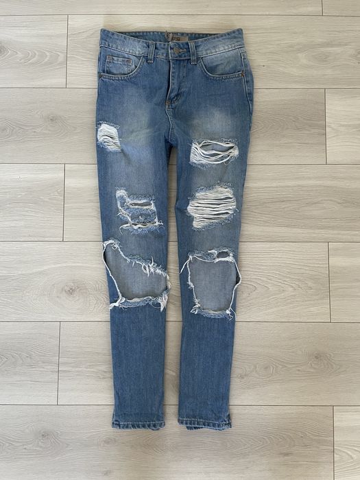 Джинсы мом рваные Topshop