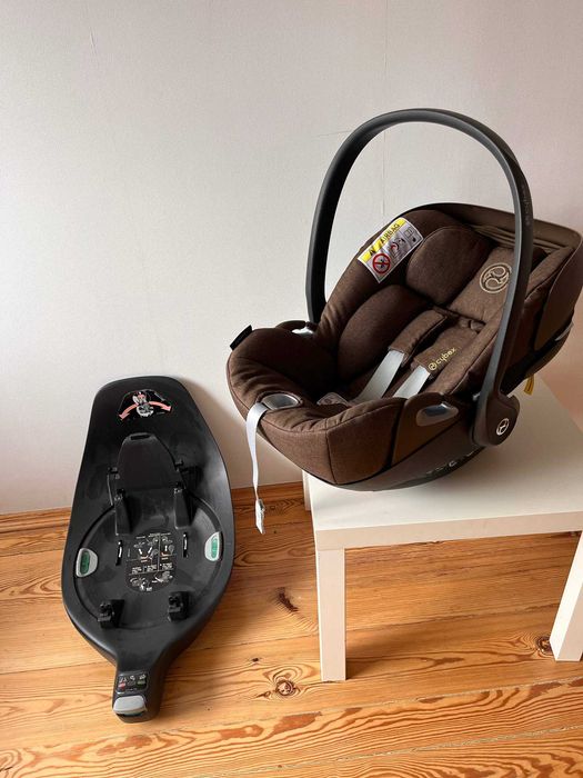Автокрісло з базою Cybex Cloud Z i-size коричнневе