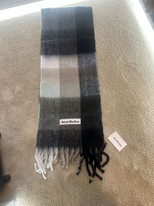 Szalik Acne Studios