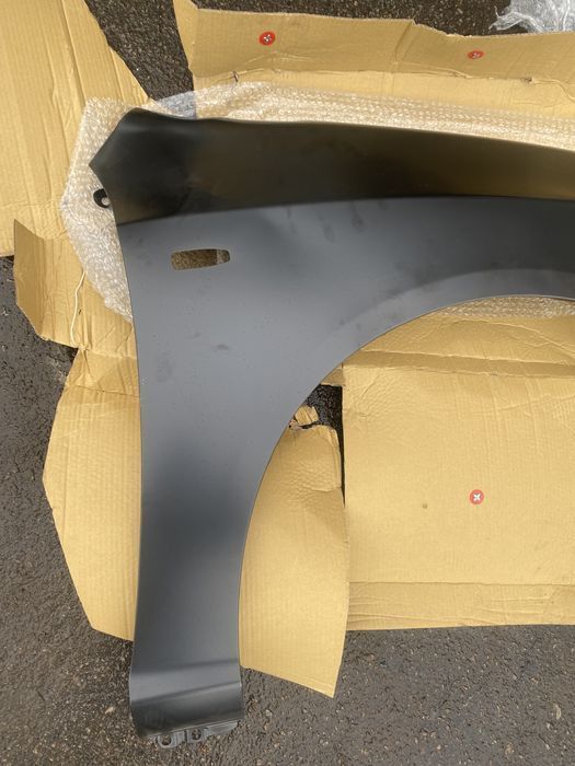 Переднее правое крыло HYUNDAI ELANTRA 2007-2011.