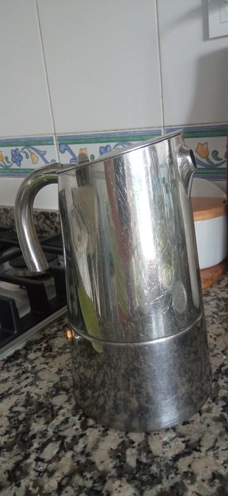 Cafeteira inox grande