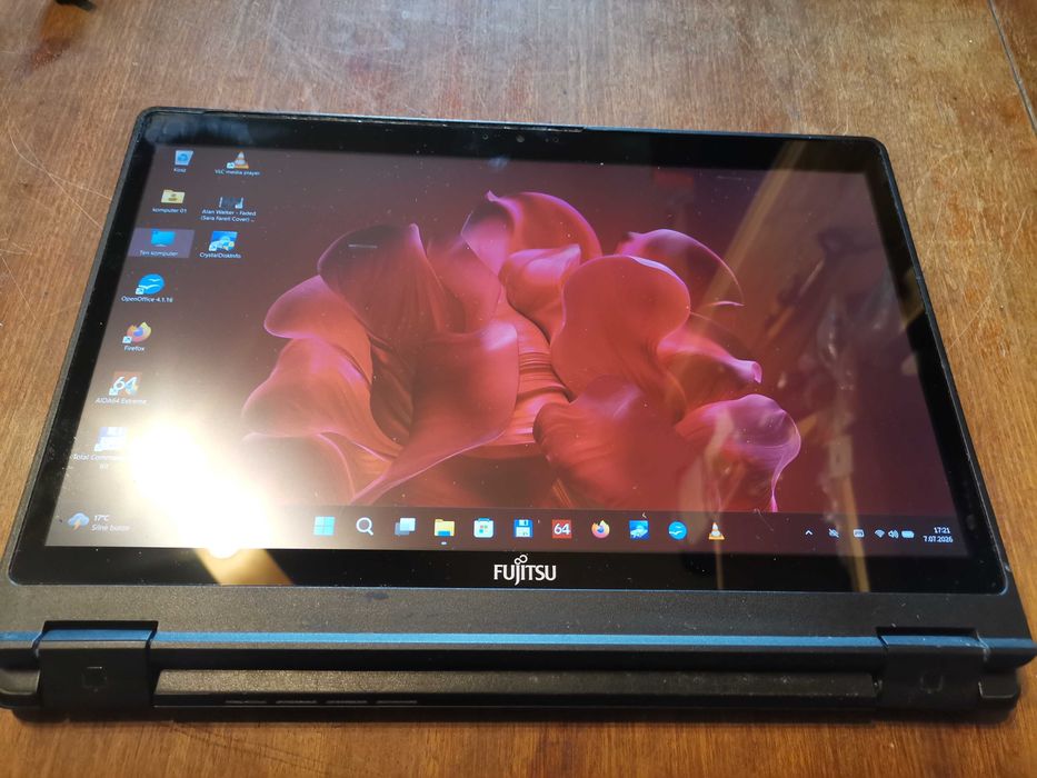 Laptop / Tablet - Fujitsu LIFEBOOK U727 | 12.6" FHD Dotykowy | i5-7300U | 8 GB RAM DDR4 | 256 GB SSD NVME. Windows 11 pro 24h2. Z ładowarką.