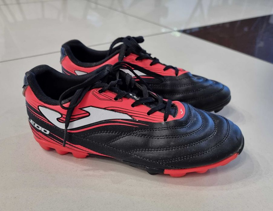 Buty piłkarskie korki chłopięce rozmiar 32