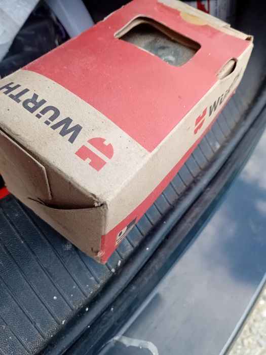 Sruby z lbem walcowym 12x50
M12x50

Śruby z łbem walcowym o gnieździe