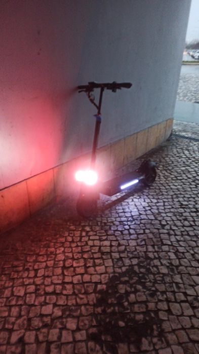 Troco trotinete elétrica