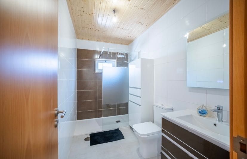 Apartamento T3 à venda em Amarante Lomba