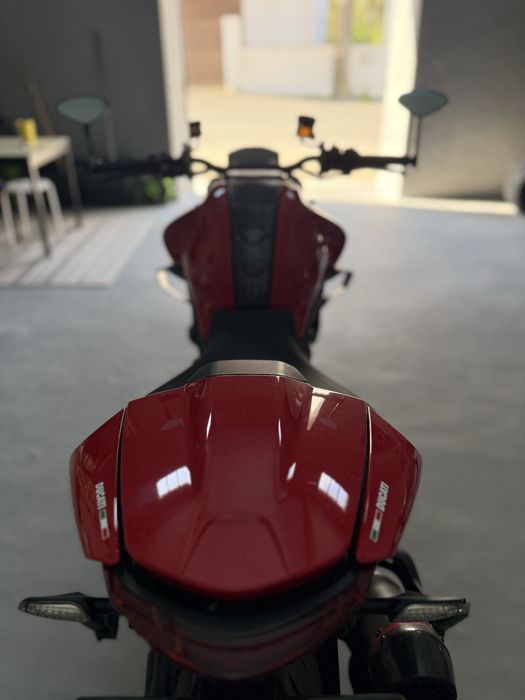 Ducati monster vermelha 2025 melhor que nova