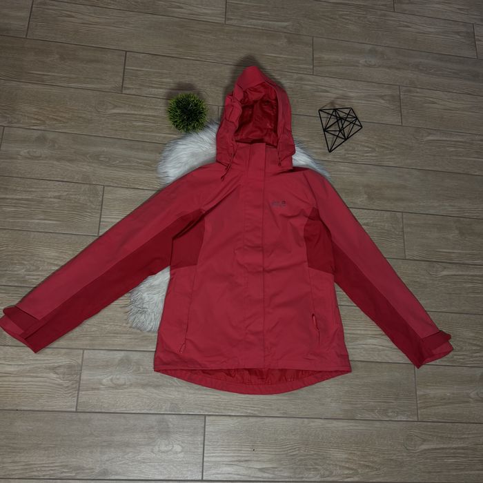 жіноча туристична вітровка Jack Wolfskin S оригінал
