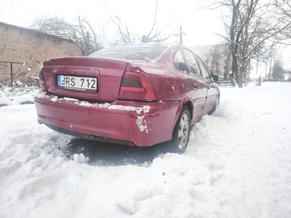 Продам Опель вектра б