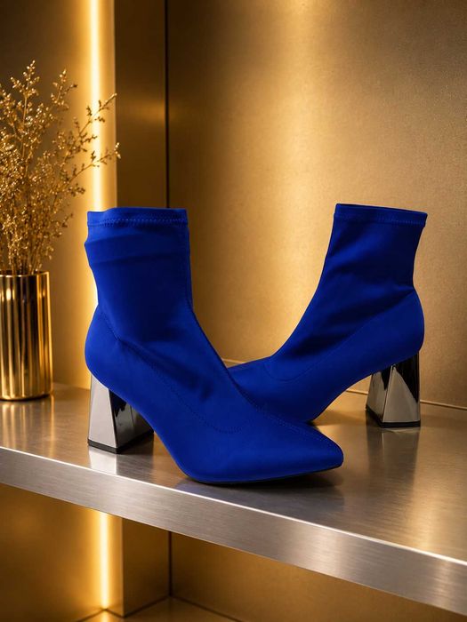 Botas Light Blue de Luxo N39 C/novas