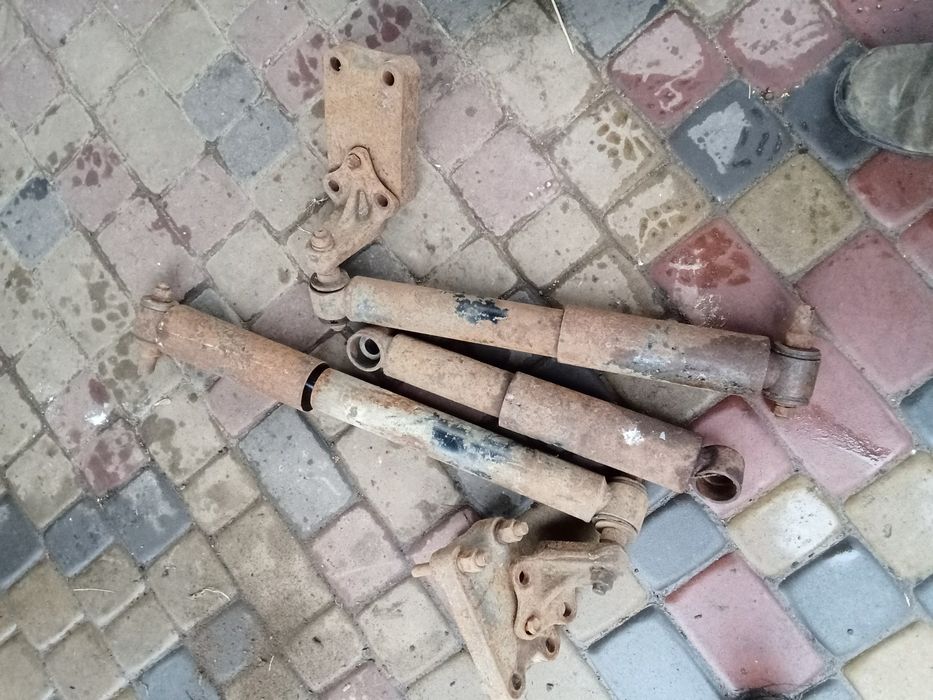 Амортизатори ГАЗ53 задні