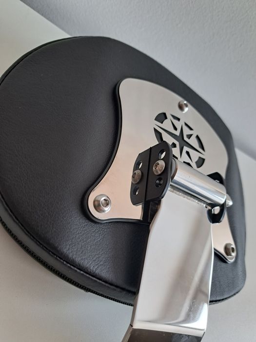 Oparcie kierowcy ruchome Yamaha xvs Drag Star 125.
Pasuje do modeli: D