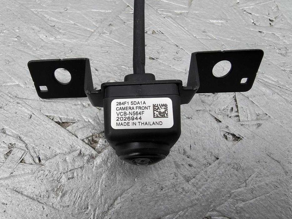 QX30 камера ПЕРЕДНЯ нова ориг