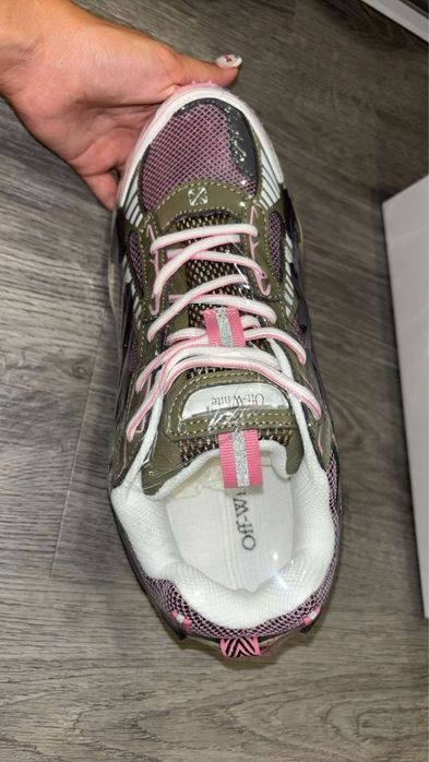tenis off white novos