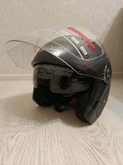 Шлем  сертифицированый открытый модуляр Jekai размер М 56-58см .р L 59-60. горнолыжный  Svans р М