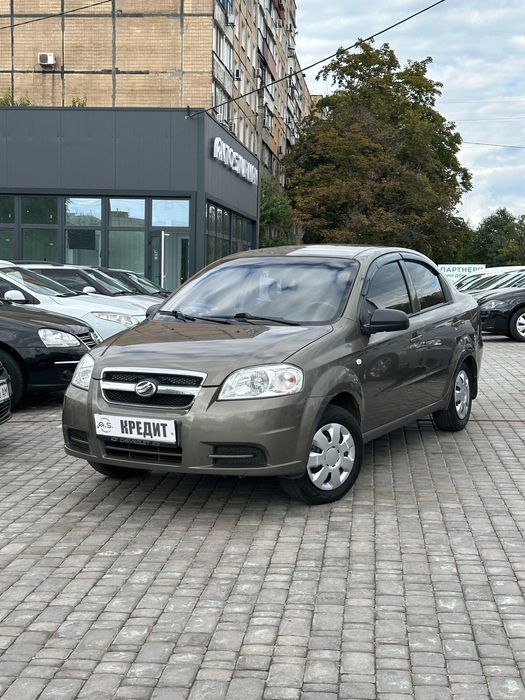 Продам ЗАЗ Vida 2012 рік можлива розстрочка,кредит,обмін!