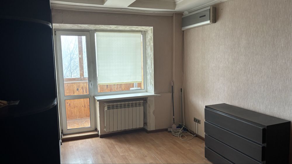 Ольжича 2/33, дорогожичі, сирець