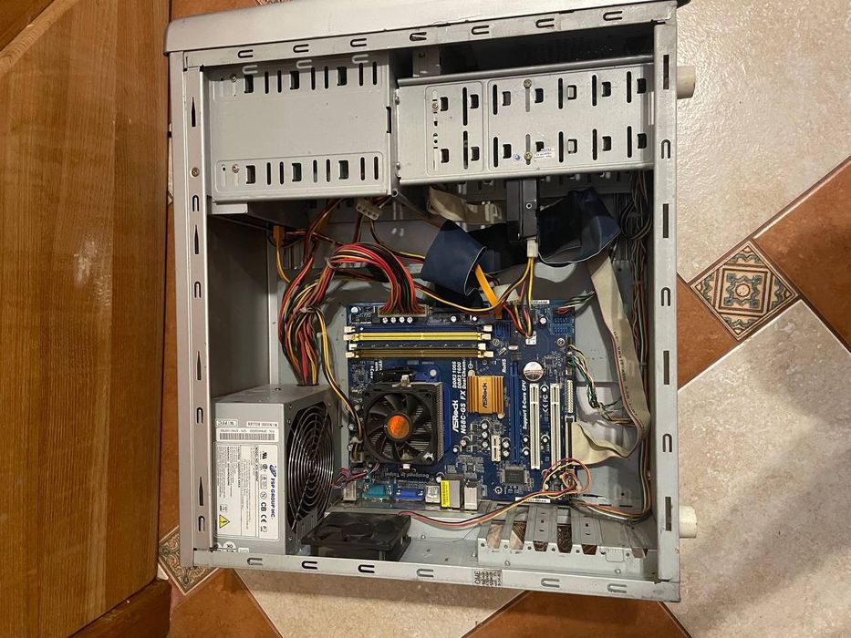 Продам стаціонарний комп'ютер ASUS