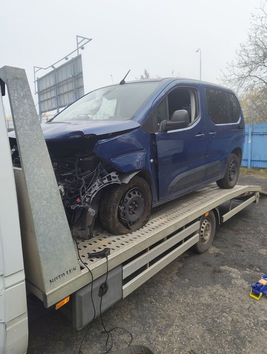 Послуги евакуатора.   Отинія! Городенка! Заболотів! Снятин!Косів! Коло