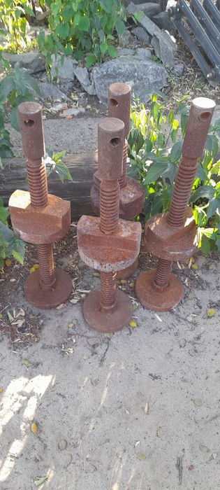 Винт с гайкой для струбцина прес зажим