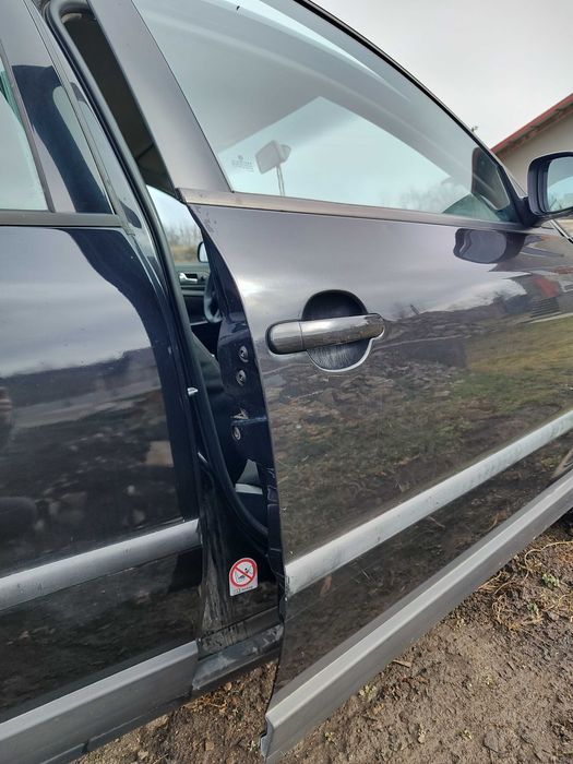 Пасат b5+ універсал