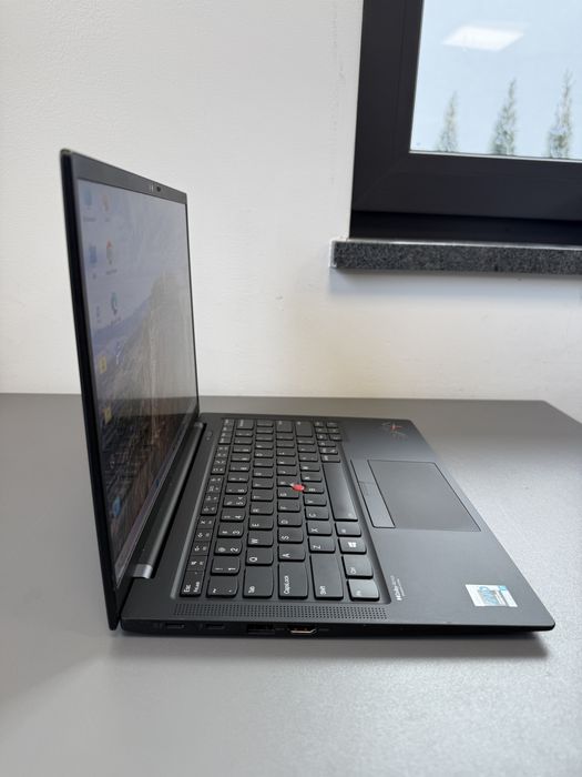 Lenovo ThinkPad X1 Carbon GEN 9 i7-1185G7 512GB 16GB FV