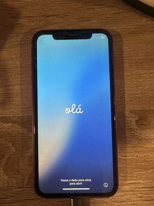 iPhone 11 64GB - Vermelho (Red) - Livre de Operadora