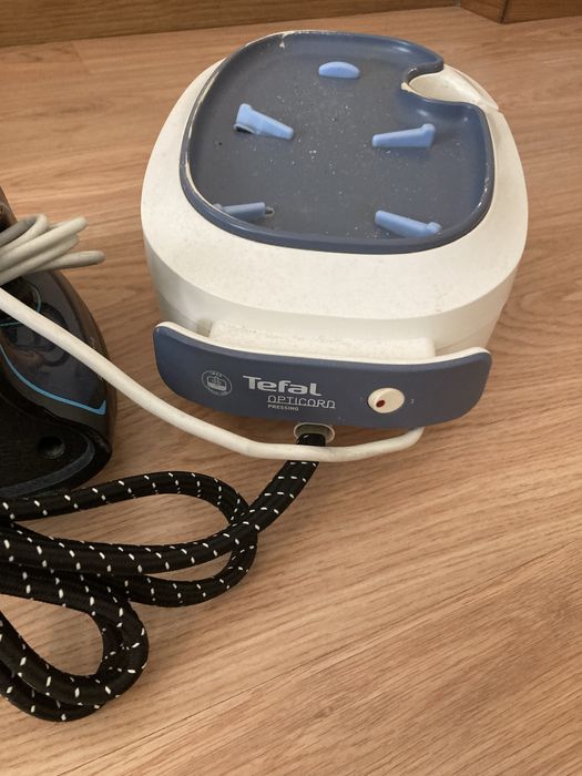 Vendo ferro de engomar com caldeira para pecas