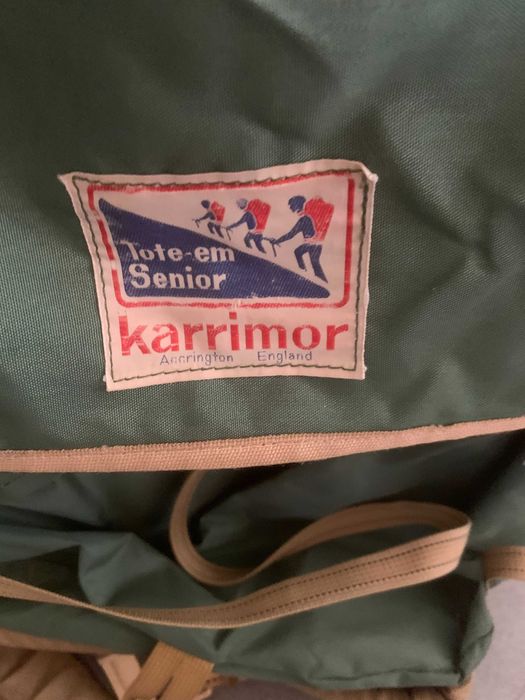 Mochila marca karrimor para campismo/caminhada