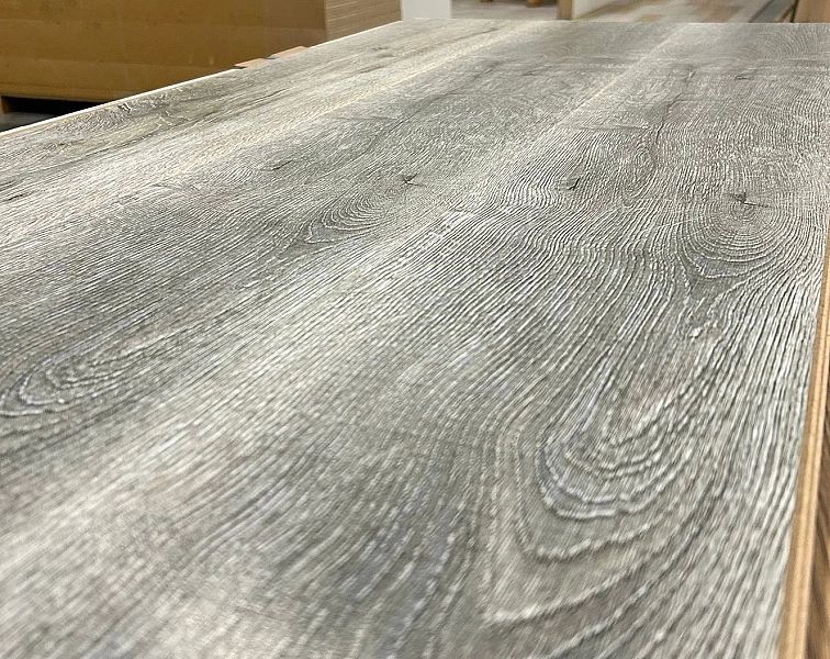 Panele podłogowe laminowane SWISS KRONO Dąb Shiraz D3878 AC5/10 mm