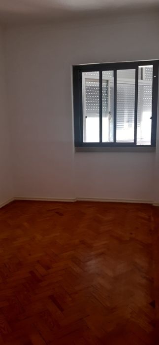 T2 em Moscavide para arrendamento - junto ao mercado municipal