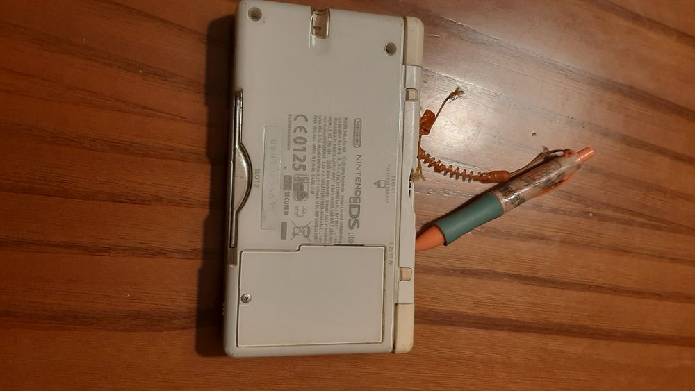 Nintendo DS Console64861609182083121