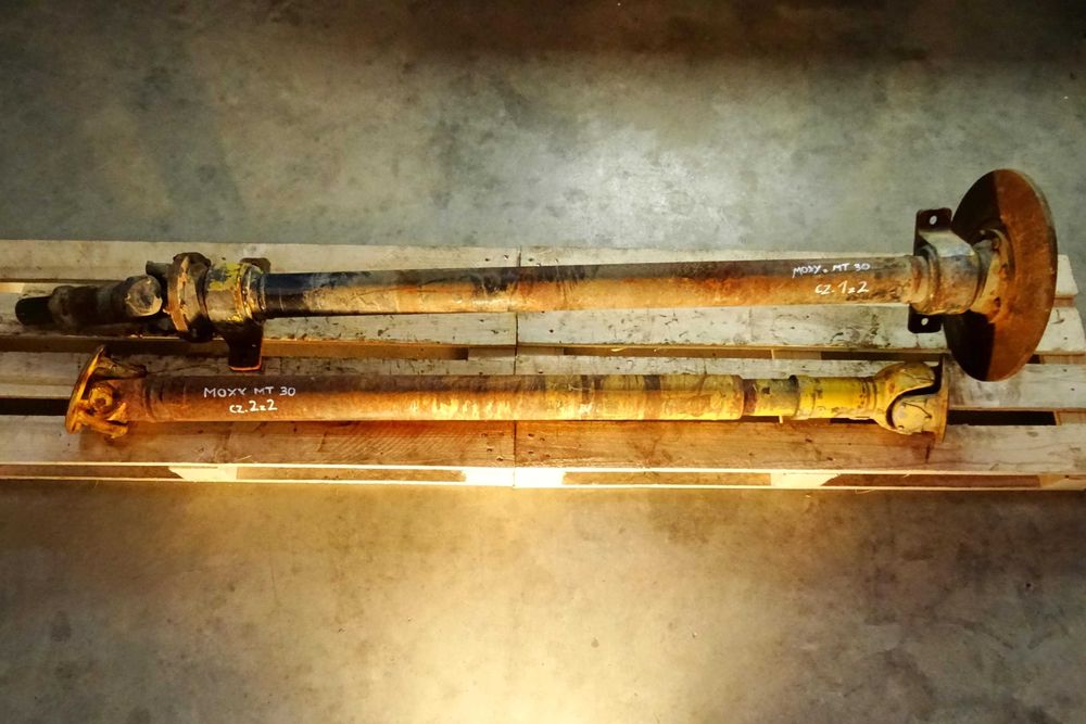 Wał pędny kompletny do wozidła Moxy MT30. Cardan shaft. 344cm. Kardan