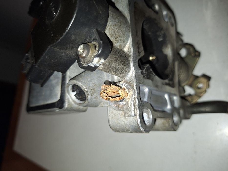 Controlador de admissão Nissan Micra