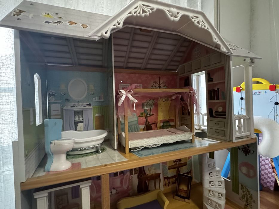Casa de bonecas com Acessorios