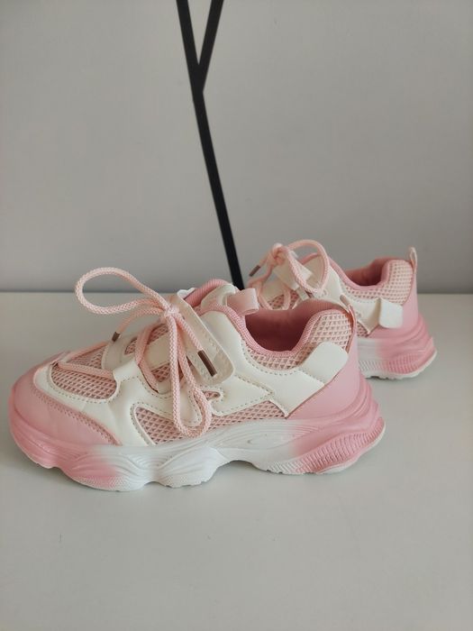 Sneakersy różowe roz 34 (33)