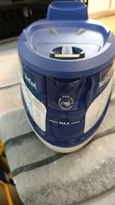 Ferro a vapor Tefal