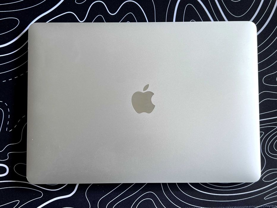 MacBook Air M1 16gb ram 512 disco