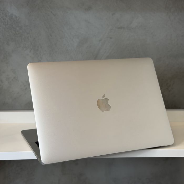 MacBook Pro 13” 2018 | 256GB | 143 cykle | Sklep/Gwarancja Faktura