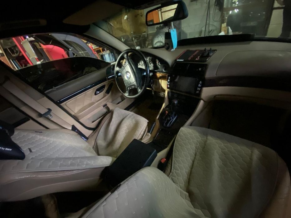 BMW e39 2.8 бензин