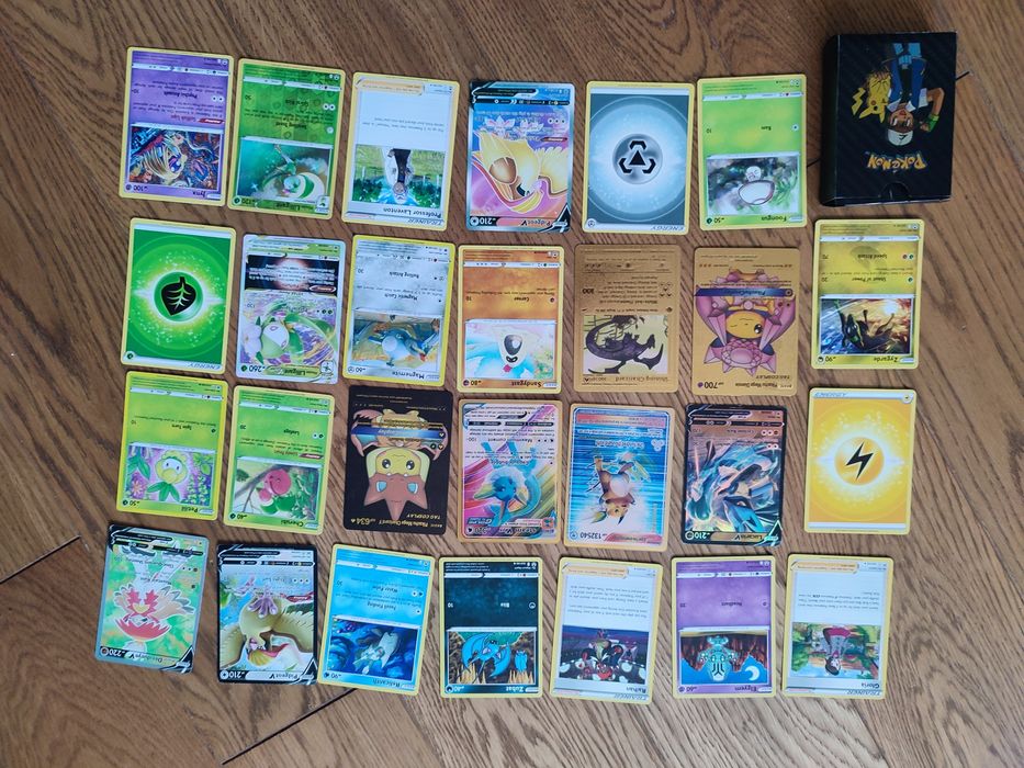Karty Pokemon gold czarne lucario + pudełko