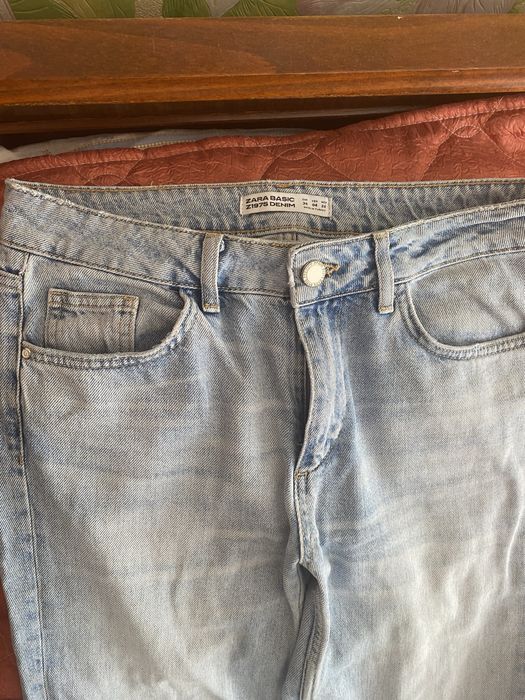 Світлі джинси zara