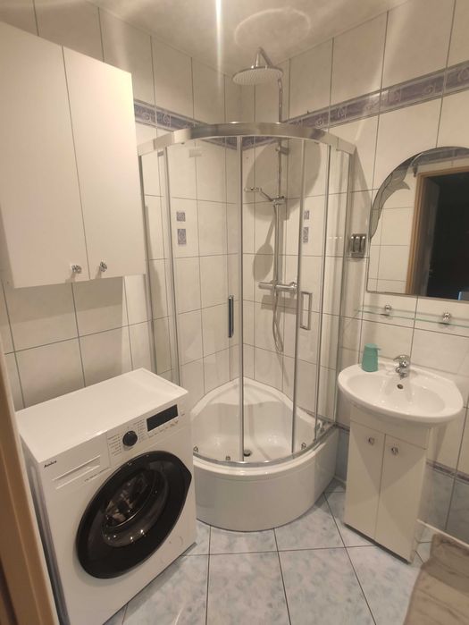 Mieszkanie 2-pokojowe z balkonem, kuchnią i łazienką 42m