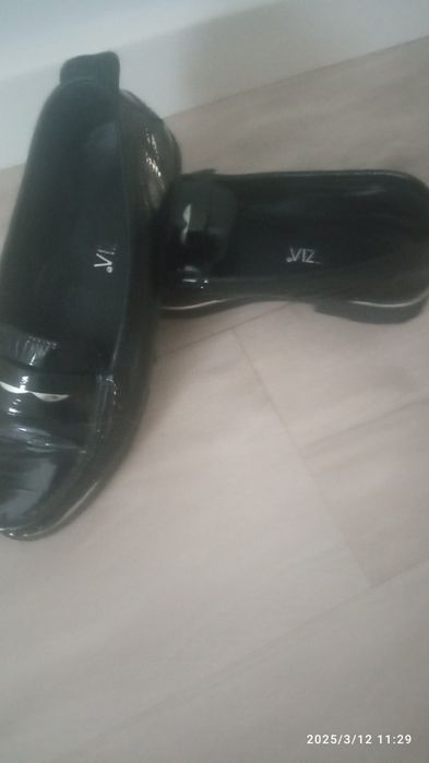 Buty Venezia czarne skóra